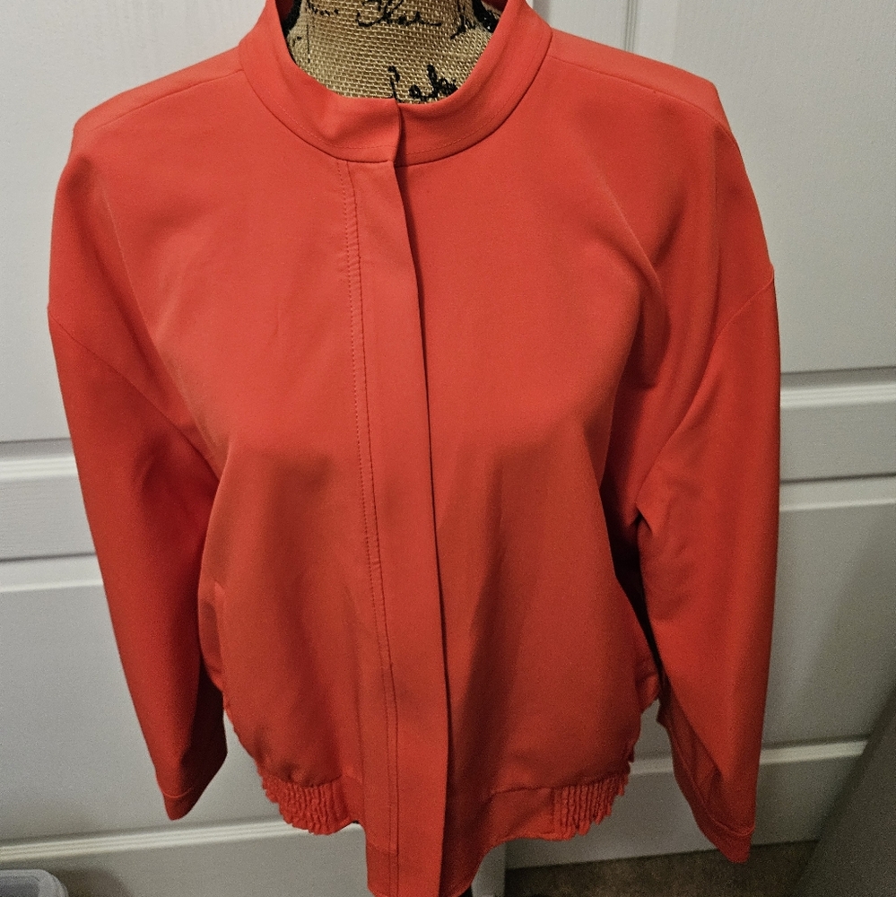 NWT ☆ Vince Camuto Bomber Jacket, Size Large Petite, Brand NEW!